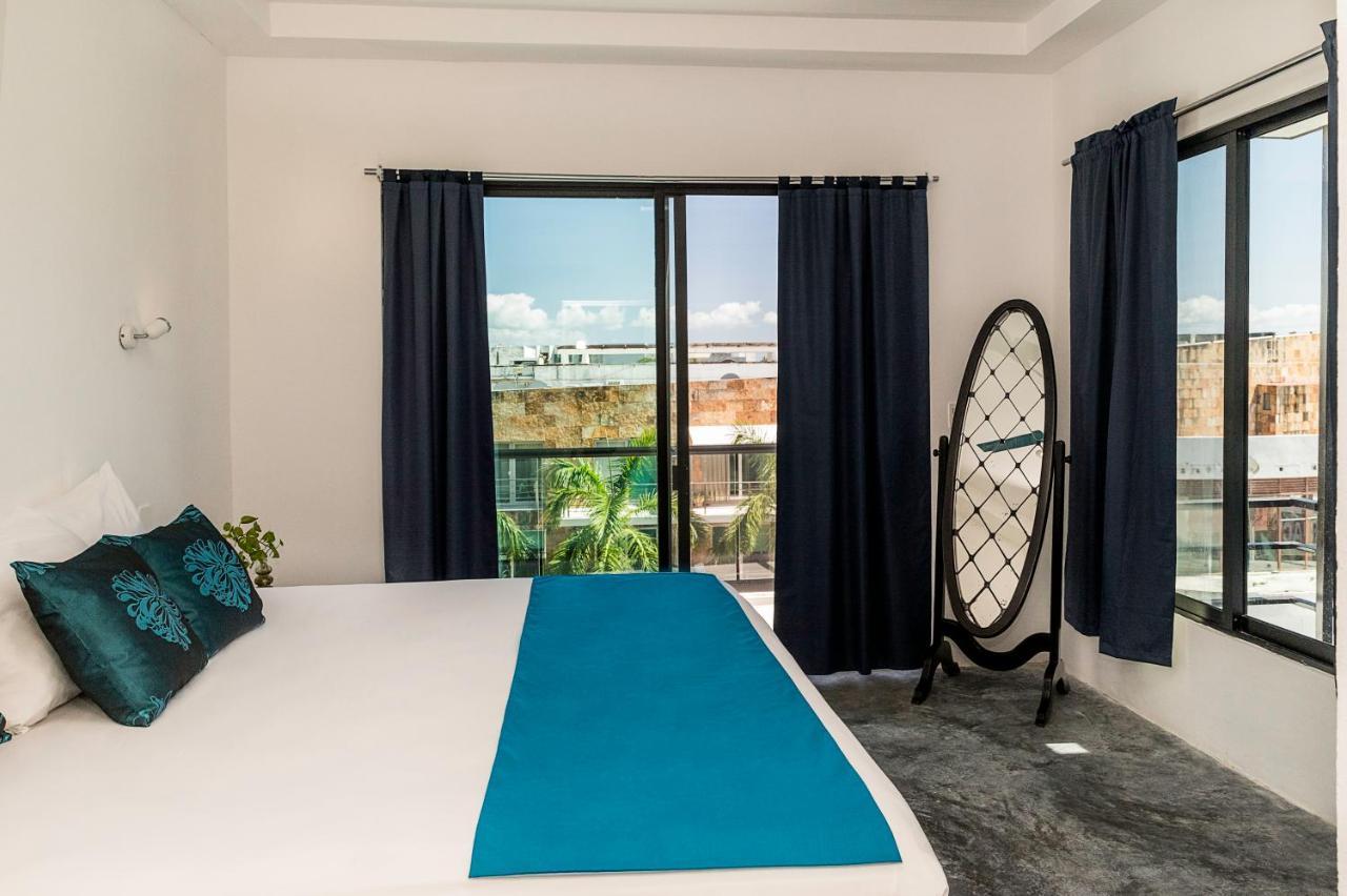 Casa Ticul Hotel Boutique - 5Th Ave (Adults Only) 普拉亚卡门 外观 照片 A bed runner