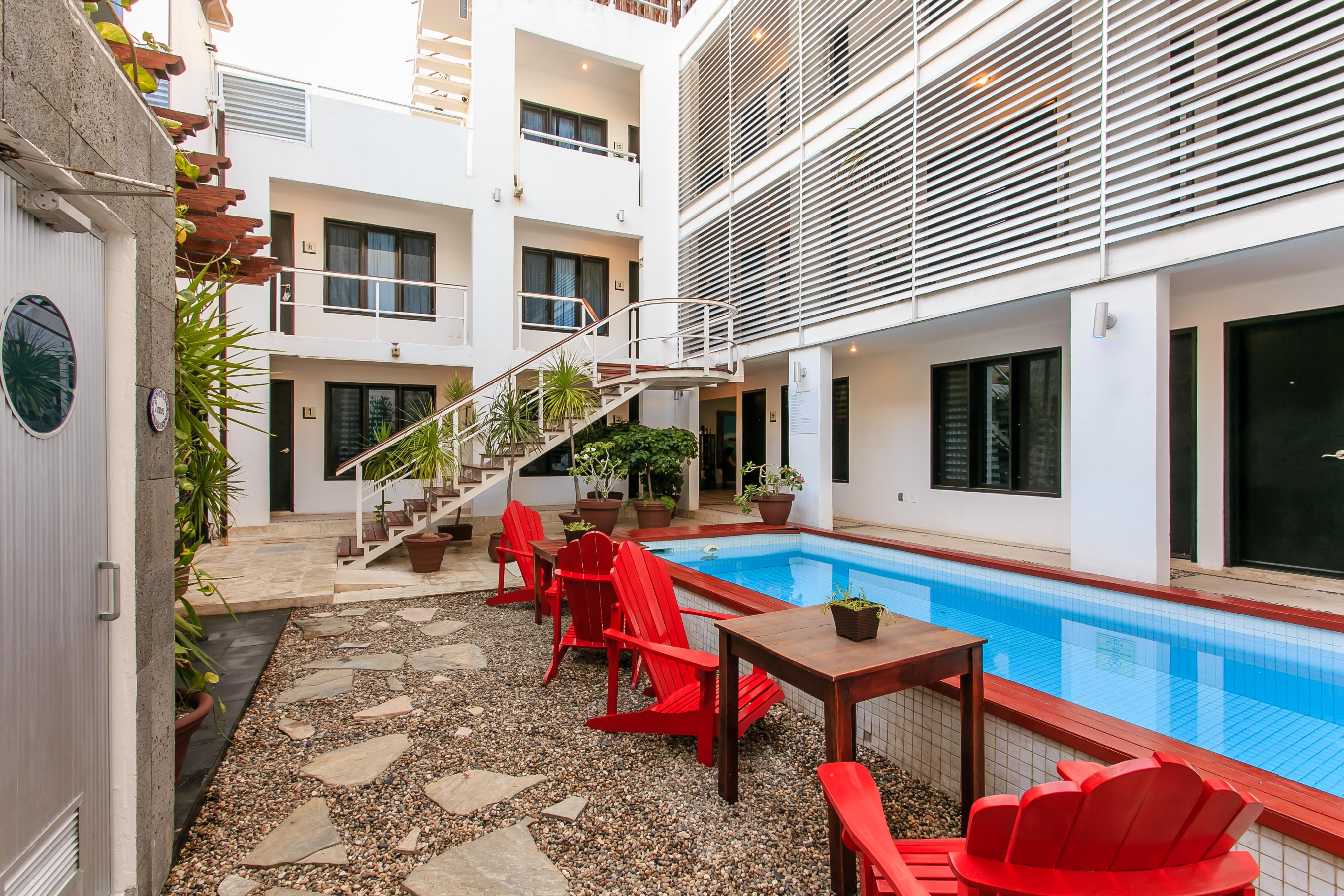 Casa Ticul Hotel Boutique - 5Th Ave (Adults Only) 普拉亚卡门 外观 照片 The Hotel's courtyard
