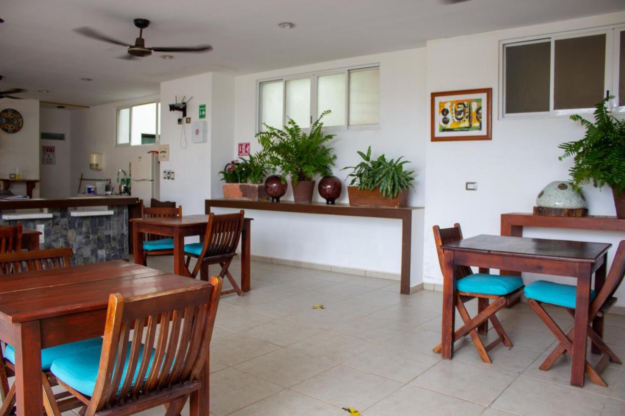 Casa Ticul Hotel Boutique - 5Th Ave (Adults Only) 普拉亚卡门 外观 照片 The dining room at the hostel