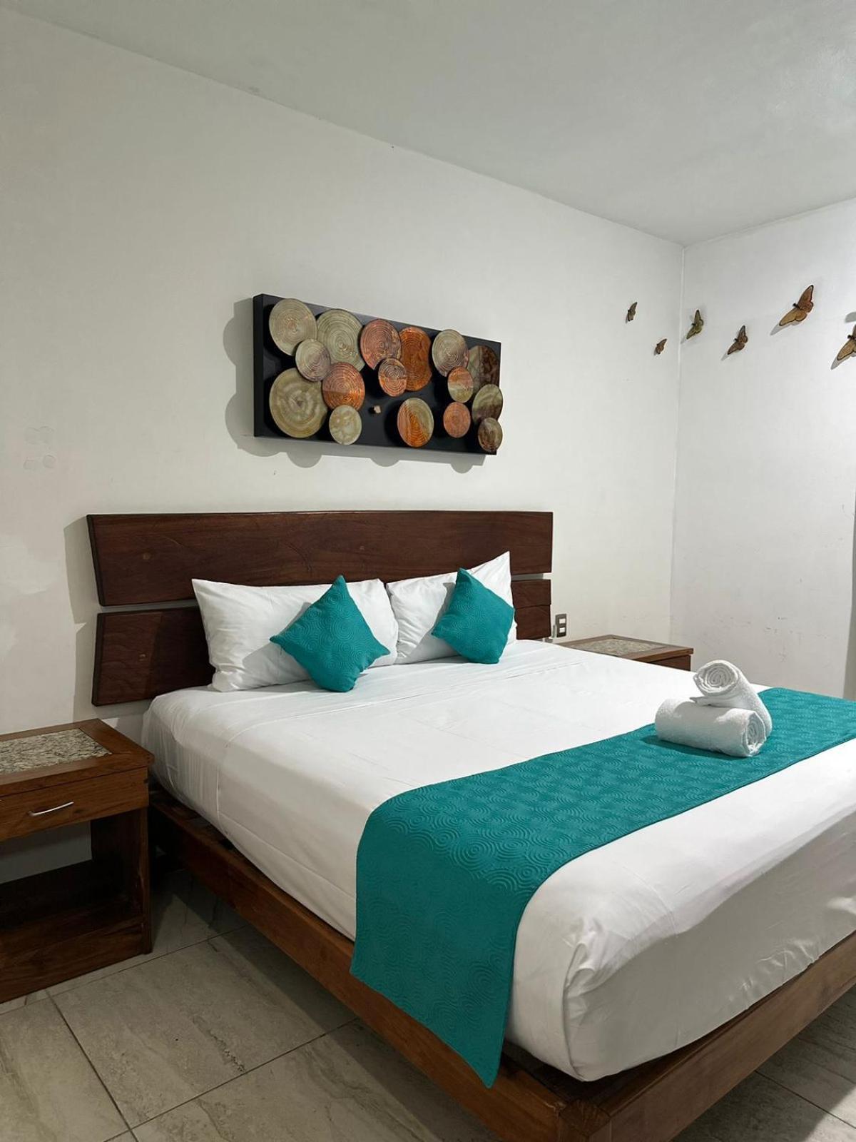 Casa Ticul Hotel Boutique - 5Th Ave (Adults Only) 普拉亚卡门 外观 照片 A bedroom at the hotel